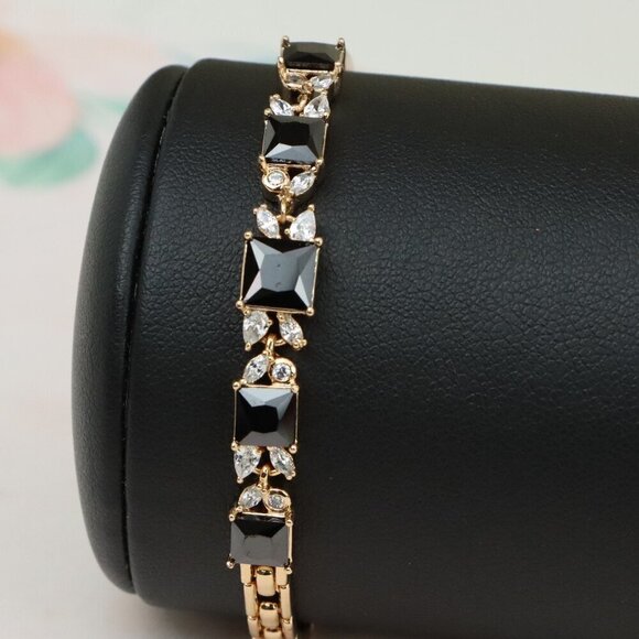 Elegant Rose Gold Bracelet with Black Square Stones and Sparkling CZ, XPBL0708 - Picture 2 of 12